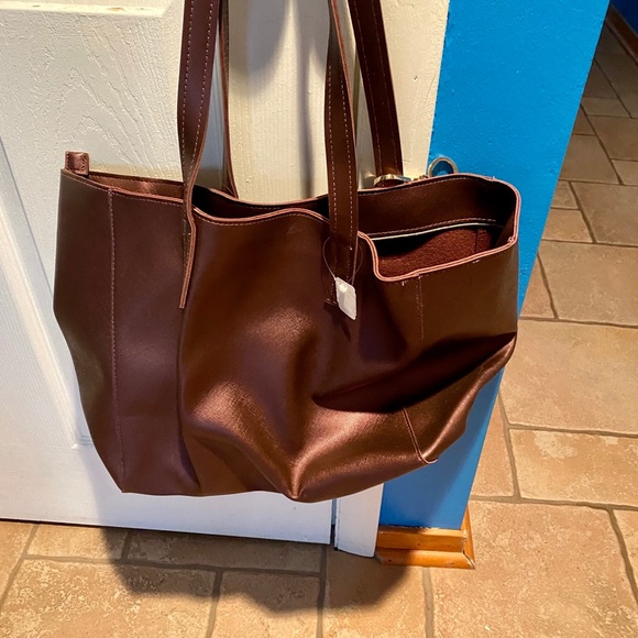 Purse - Picture 3 of 3